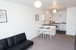 Modern 3-Person City Flat